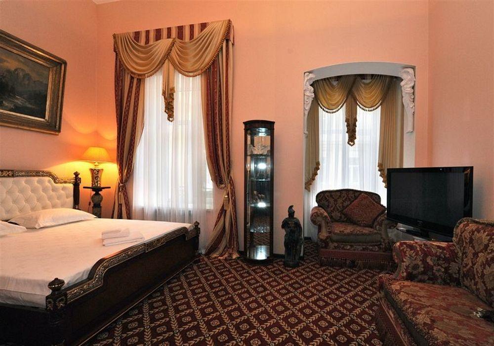 Queen Valery Hotel โอเดสซา ภายนอก รูปภาพ