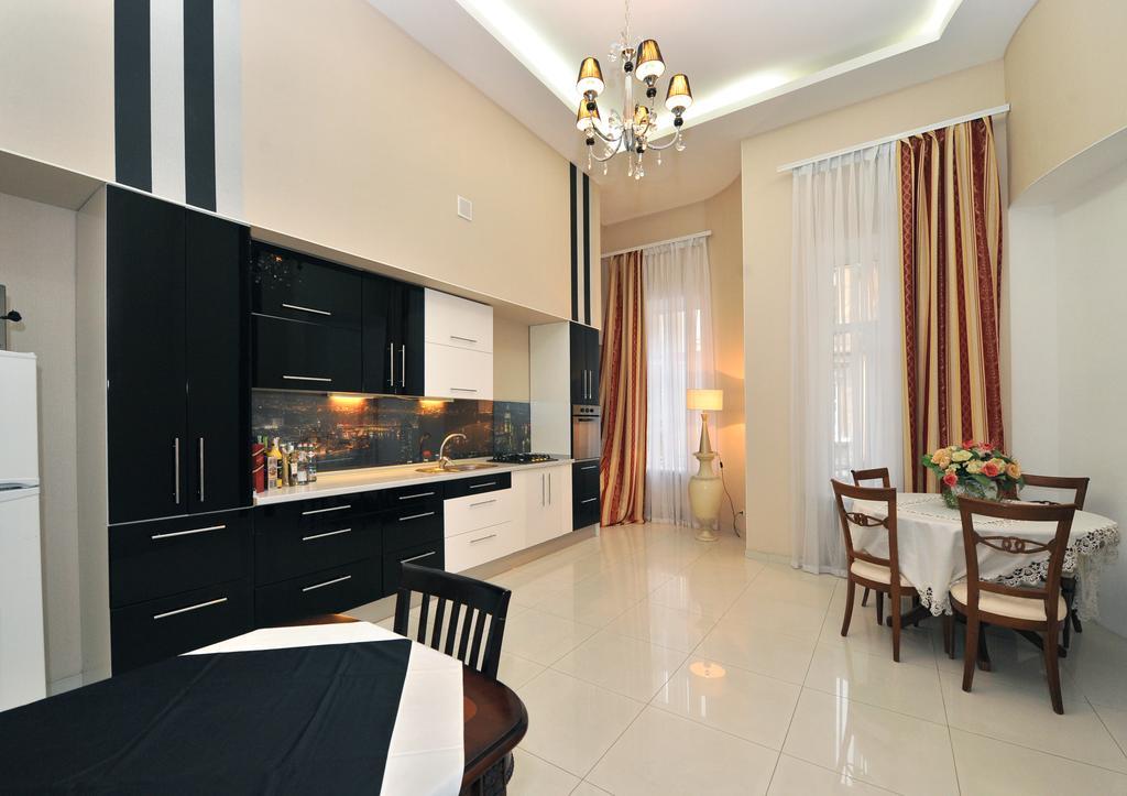 Queen Valery Hotel โอเดสซา ภายนอก รูปภาพ