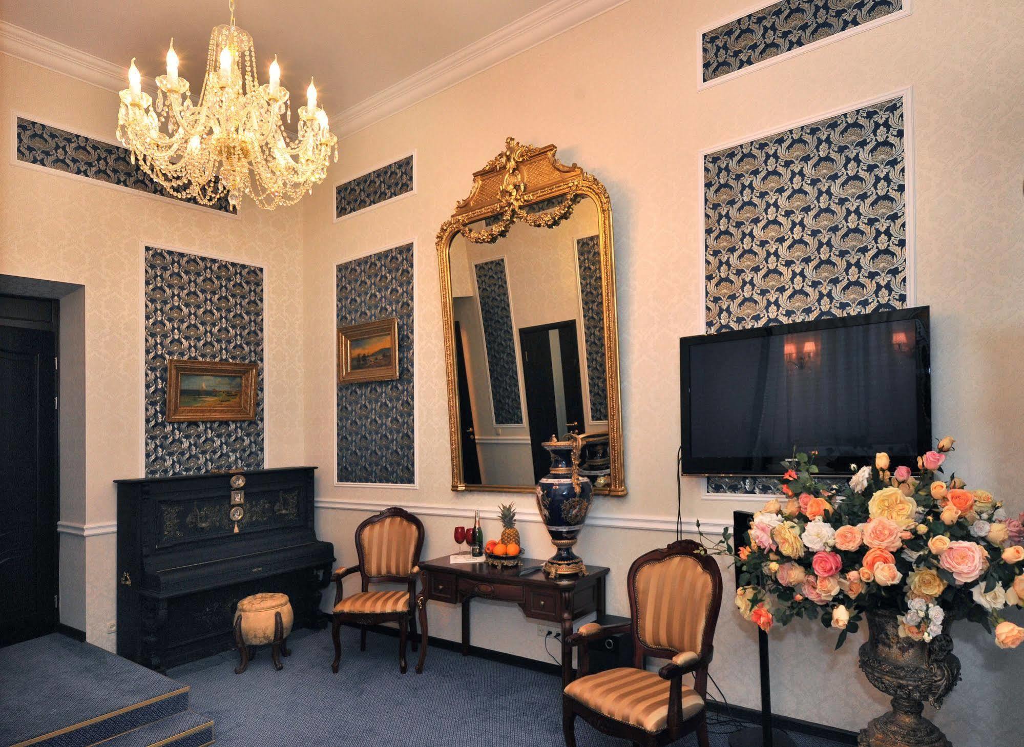 Queen Valery Hotel โอเดสซา ภายนอก รูปภาพ