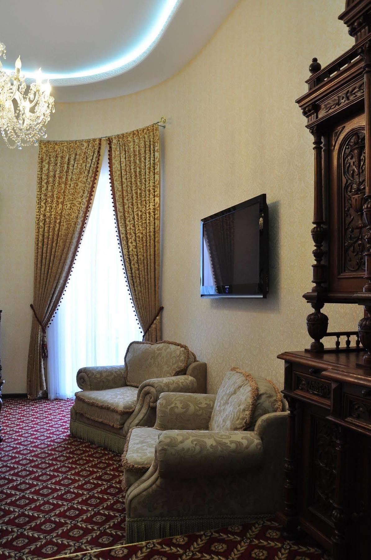 Queen Valery Hotel โอเดสซา ภายนอก รูปภาพ